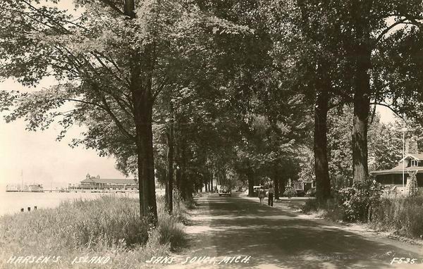 Tashmoo Park - San Souci Harsens Island